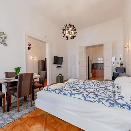 Apartament La Fortezza Panzio *