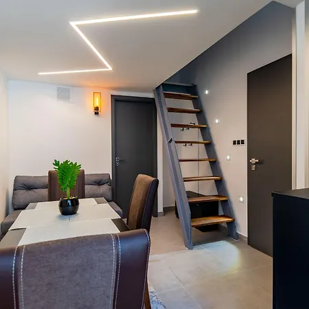 La Fortezza Panzió Apartamento