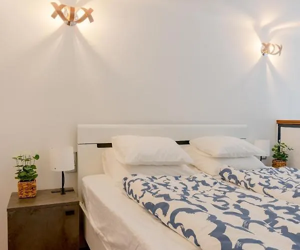 La Fortezza Panzio 公寓 *